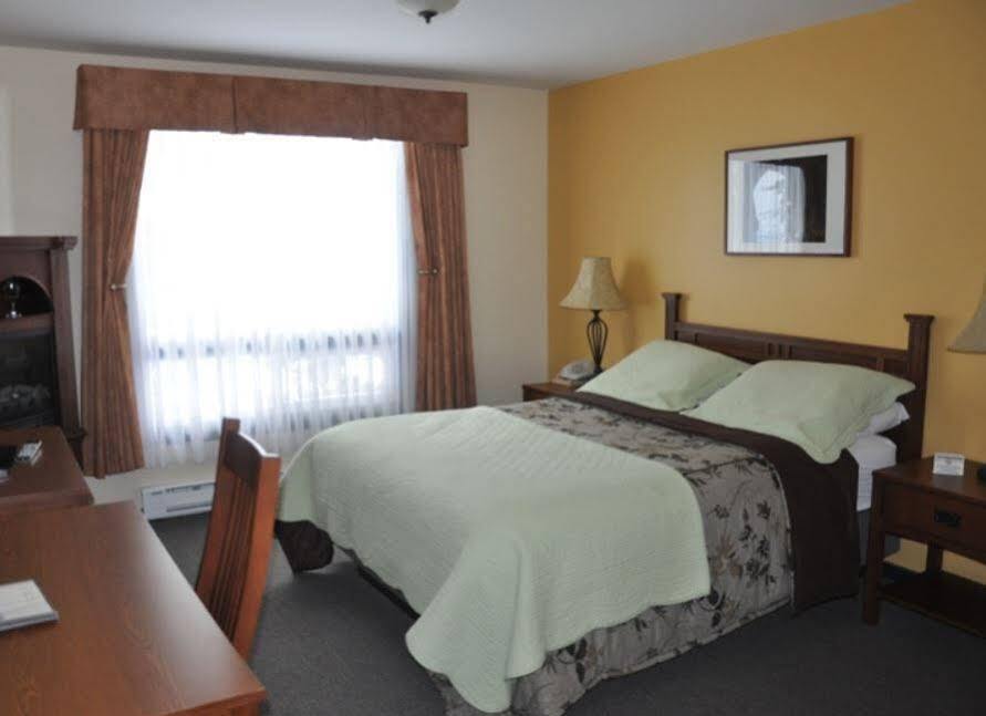 וואווה Best Northern Motel And Restaurant מראה חיצוני תמונה