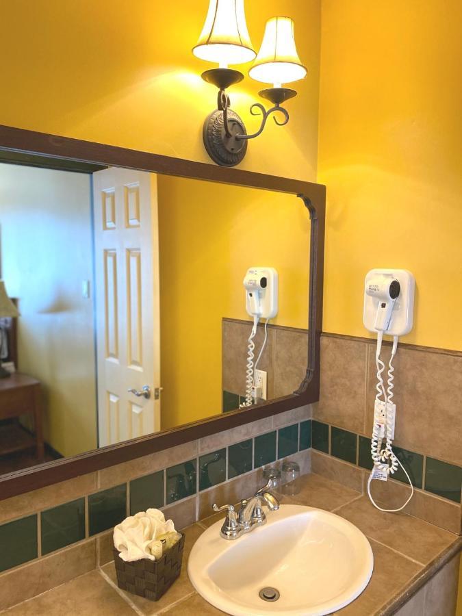 וואווה Best Northern Motel And Restaurant מראה חיצוני תמונה